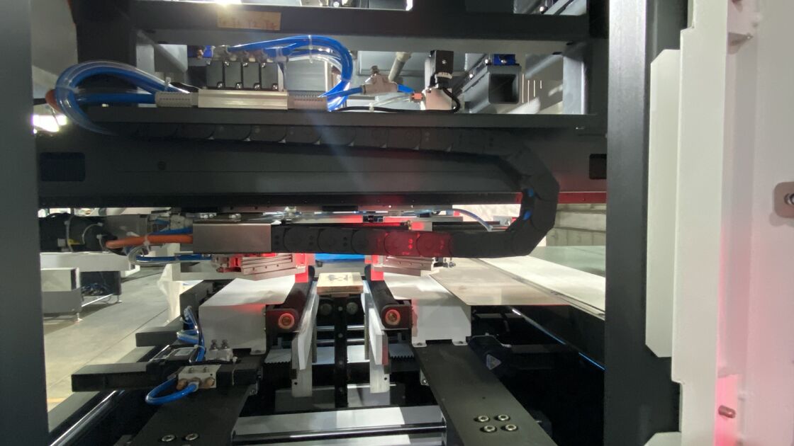 이중 공급 이중 성형 하드 박스 제작기 고속 고정밀 풀 서보 제어