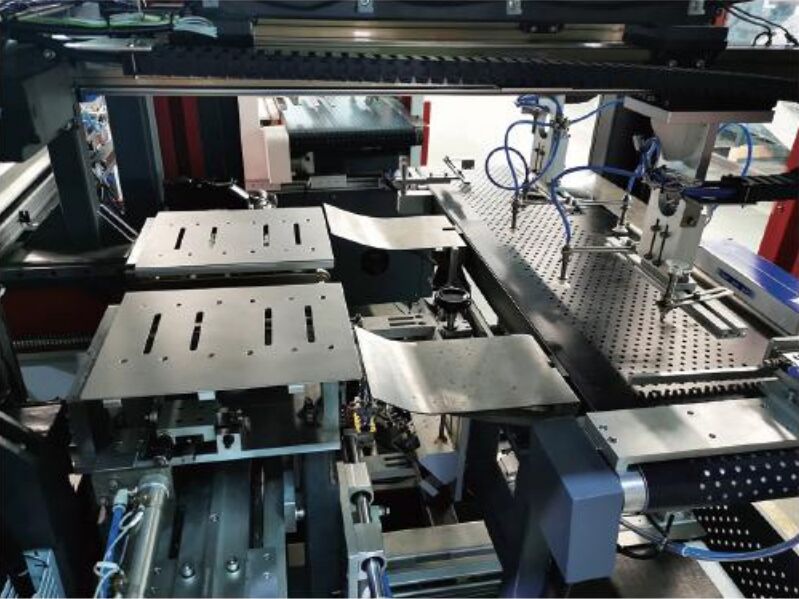 지능형 고속 드래워 스타일 상자 제조 시스템 와인 상자에 적합한 20-30pcs/min 튜브 상자